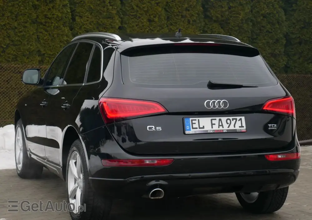 AUDI Q5 