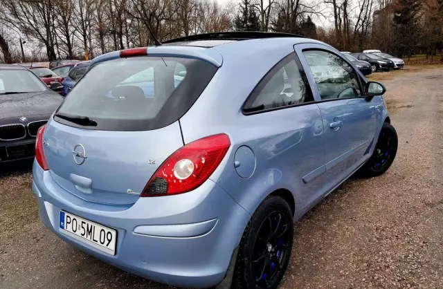 OPEL Corsa 