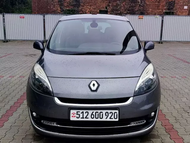RENAULT Grand Scenic 