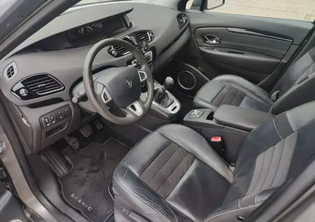 RENAULT Grand Scenic 