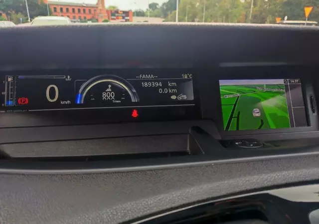 RENAULT Grand Scenic 