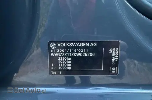 VOLKSWAGEN Touran 