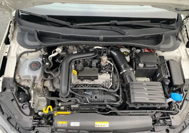 VOLKSWAGEN Polo 1.0 TSI OPF Highline
