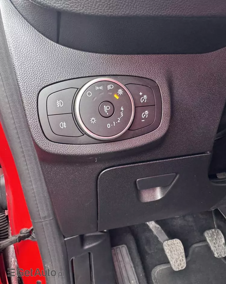 FORD Fiesta 1.1 Titanium