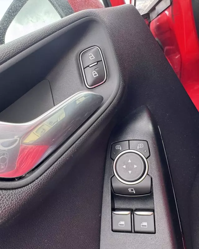 FORD Fiesta 1.1 Titanium