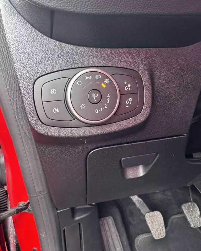 FORD Fiesta 1.1 Titanium