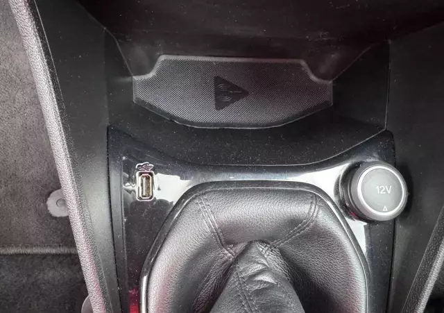 FORD Fiesta 1.1 Titanium