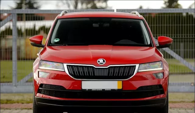SKODA Karoq 