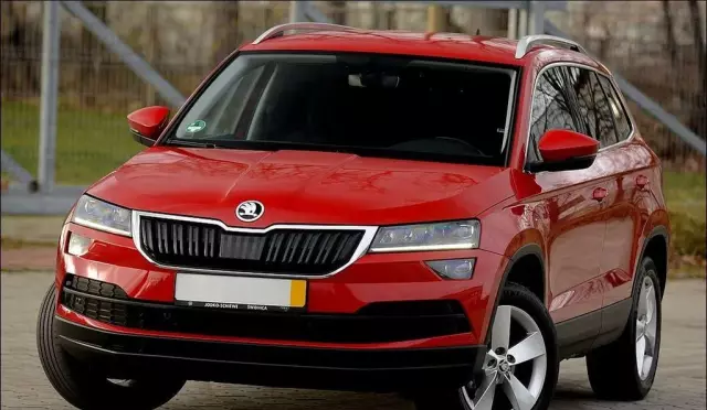 SKODA Karoq 