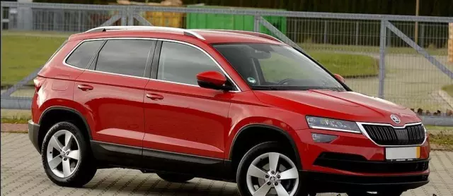 SKODA Karoq 