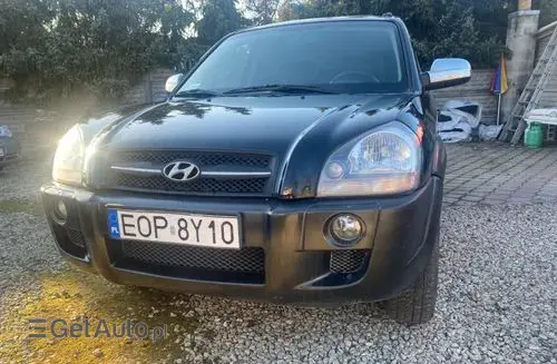 HYUNDAI Tucson 