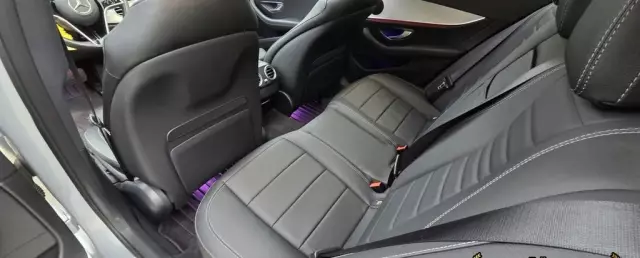 MERCEDES-BENZ Klasa E E 220d (194 KM) 4MATIC G-TRONIC