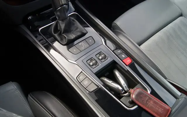 PEUGEOT 508 2.0 BlueHDi RXH S&S