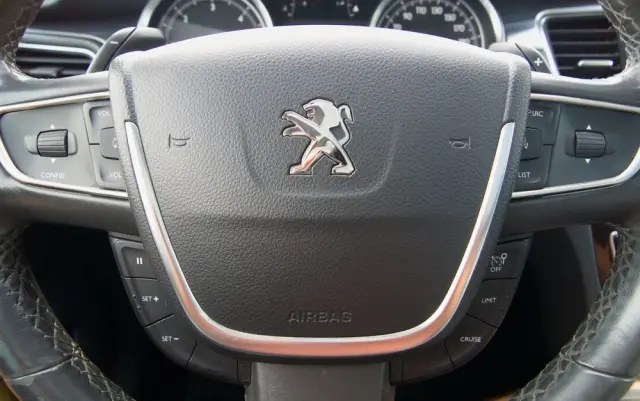 PEUGEOT 508 2.0 BlueHDi RXH S&S