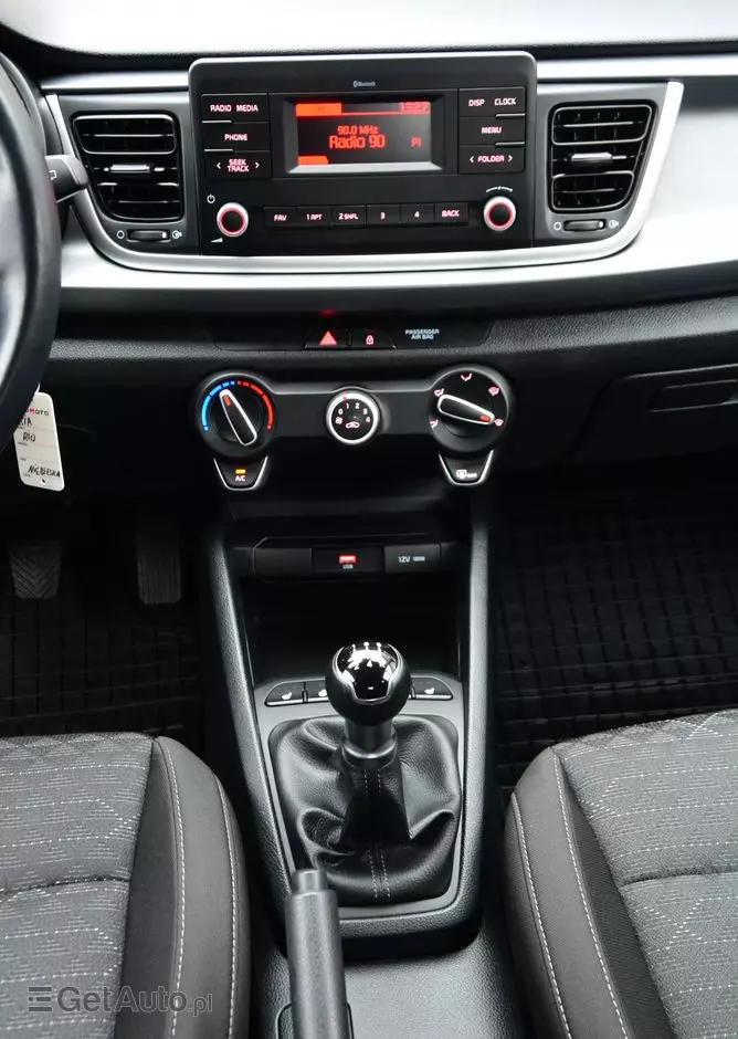 KIA Rio 1.2 M