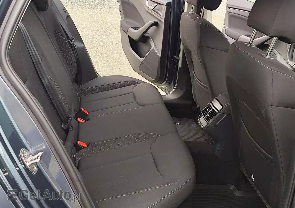 SKODA Kamiq 1.0 TSI Ambition