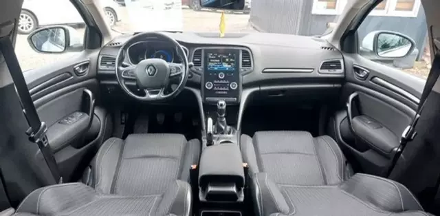 RENAULT Megane 