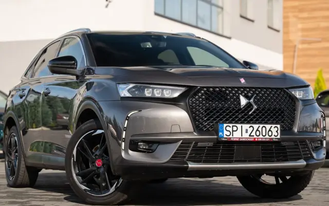 CITROËN DS7 Crossback PureTech 180 PERFORMANCE LINE