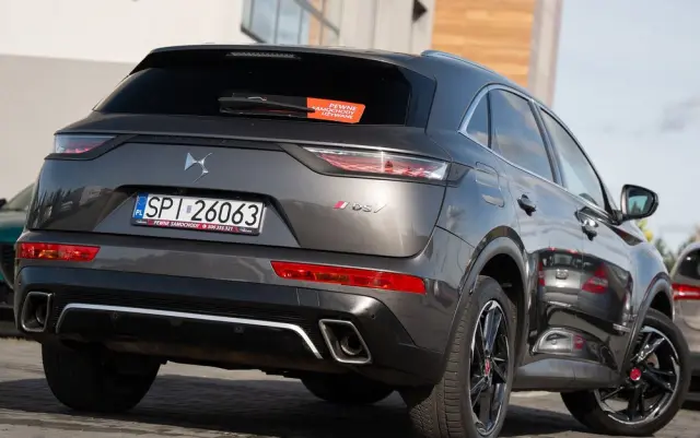 CITROËN DS7 Crossback PureTech 180 PERFORMANCE LINE