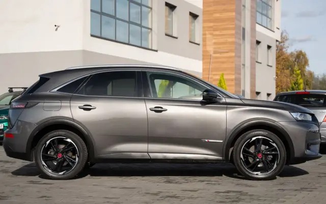 CITROËN DS7 Crossback PureTech 180 PERFORMANCE LINE