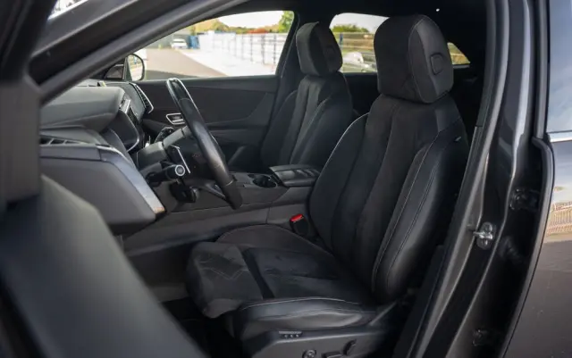 CITROËN DS7 Crossback PureTech 180 PERFORMANCE LINE