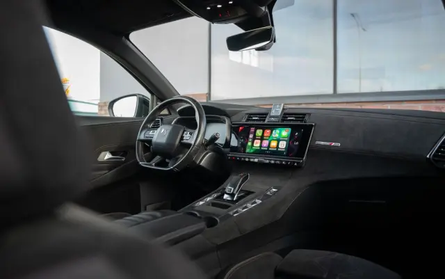 CITROËN DS7 Crossback PureTech 180 PERFORMANCE LINE