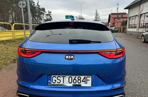 KIA Proceed 