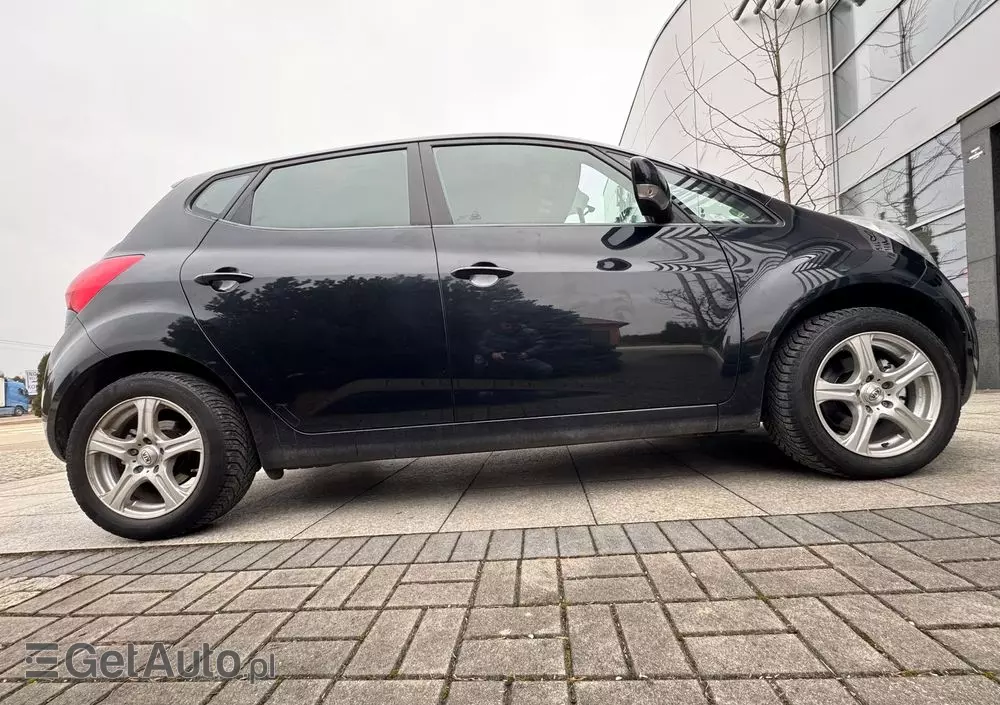 KIA Venga 1.6 CVVT Titanium Collection