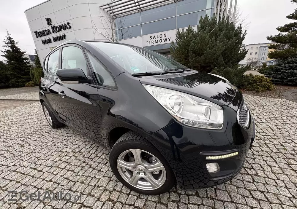 KIA Venga 1.6 CVVT Titanium Collection
