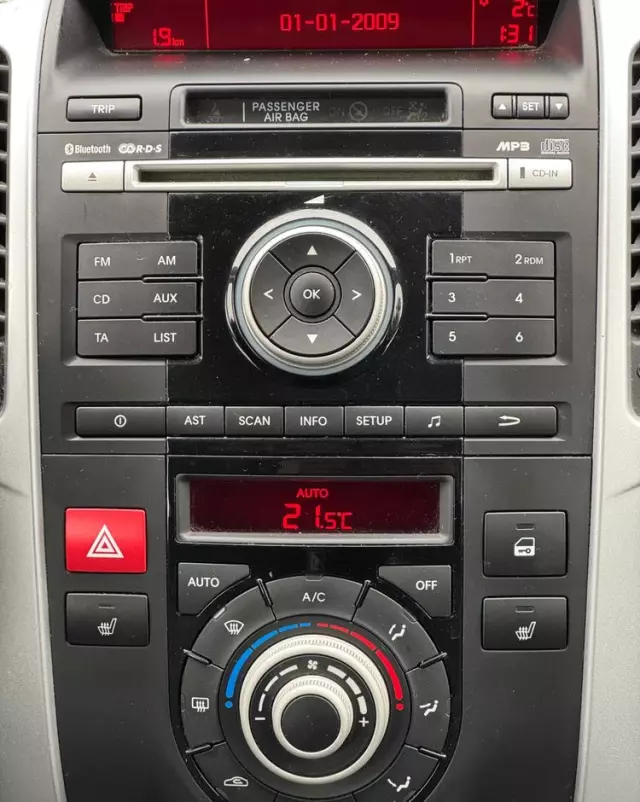 KIA Venga 1.6 CVVT Titanium Collection