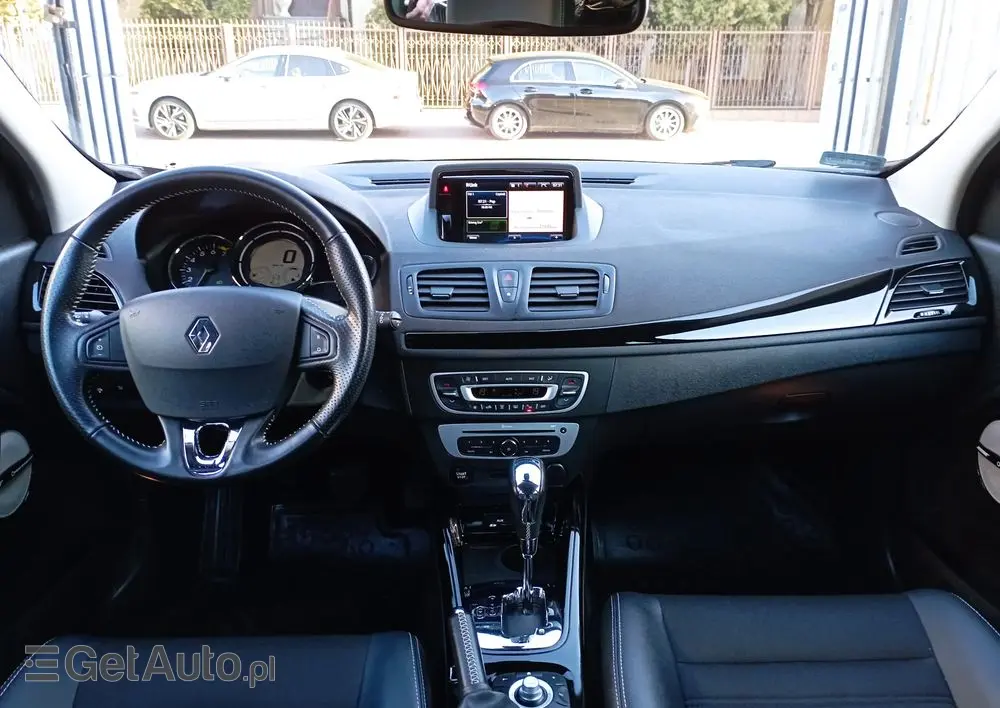 RENAULT Megane 1.2 16V TCe Bose EDC