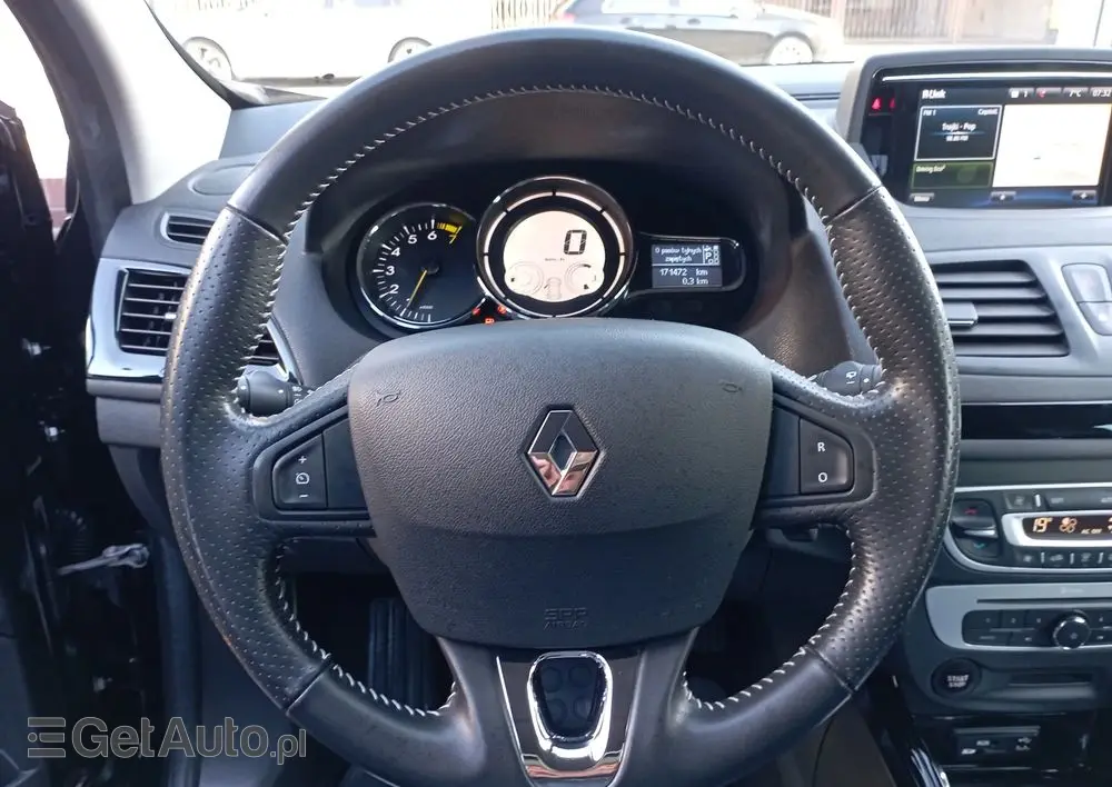 RENAULT Megane 1.2 16V TCe Bose EDC