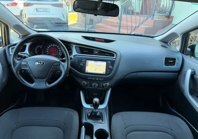 KIA Ceed 1.6 GDI ISG Platinum Edition