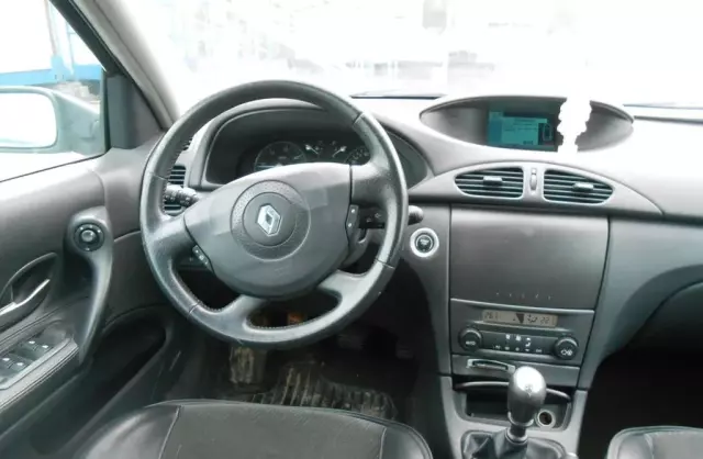 RENAULT Laguna 