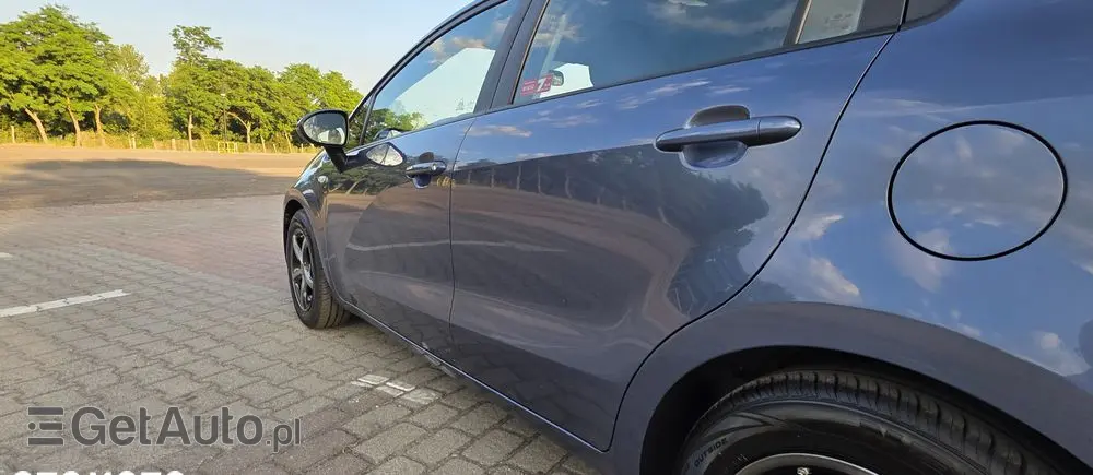 KIA Rio 1.2 L