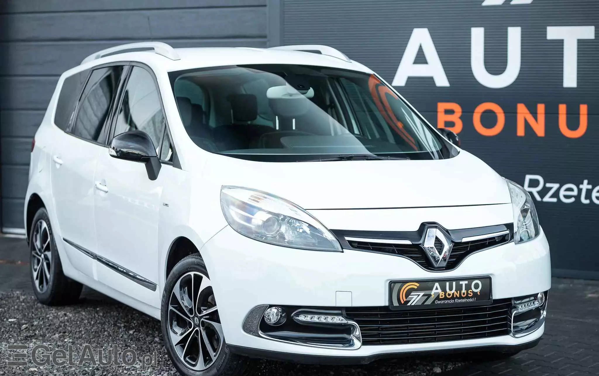 RENAULT Grand Scenic ENERGY TCe 130 BOSE EDITION