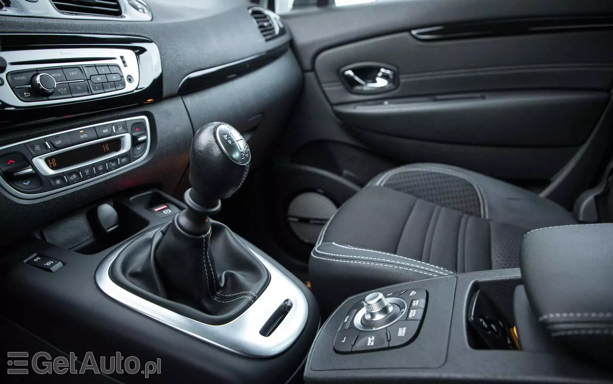 RENAULT Grand Scenic ENERGY TCe 130 BOSE EDITION