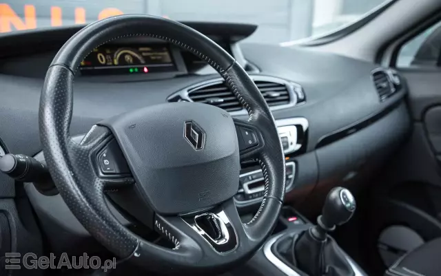 RENAULT Grand Scenic ENERGY TCe 130 BOSE EDITION