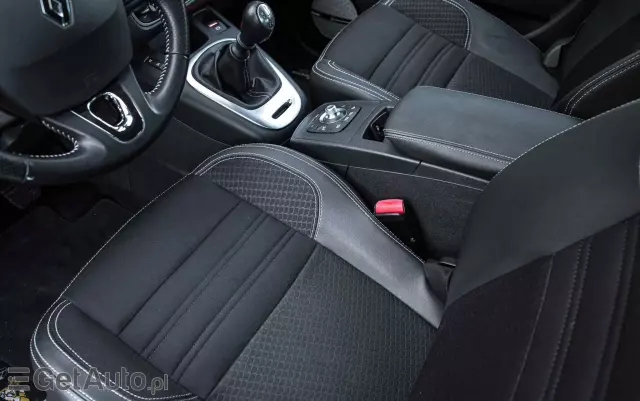 RENAULT Grand Scenic ENERGY TCe 130 BOSE EDITION