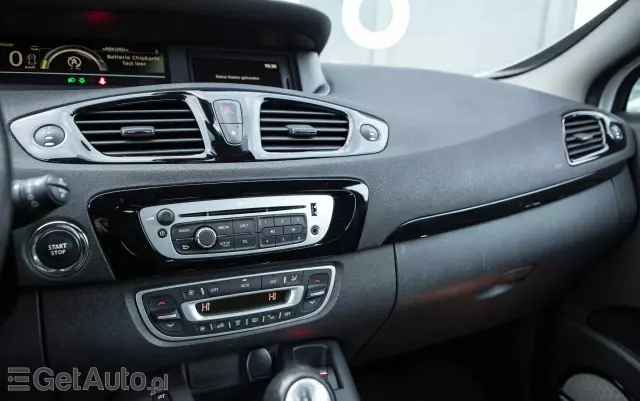 RENAULT Grand Scenic ENERGY TCe 130 BOSE EDITION