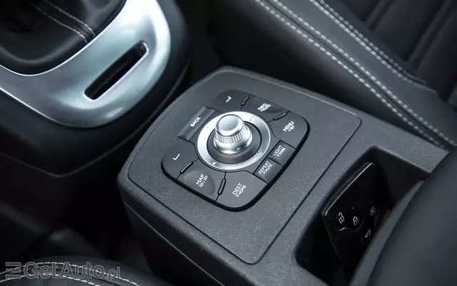 RENAULT Grand Scenic ENERGY TCe 130 BOSE EDITION