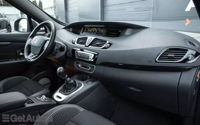 RENAULT Grand Scenic ENERGY TCe 130 BOSE EDITION