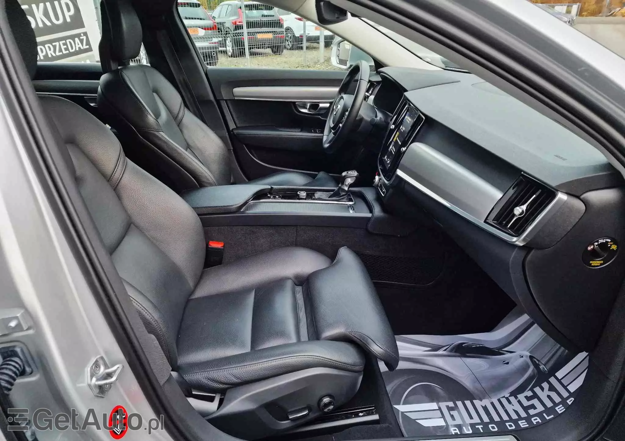 VOLVO S90 D4 Geartronic Momentum Pro