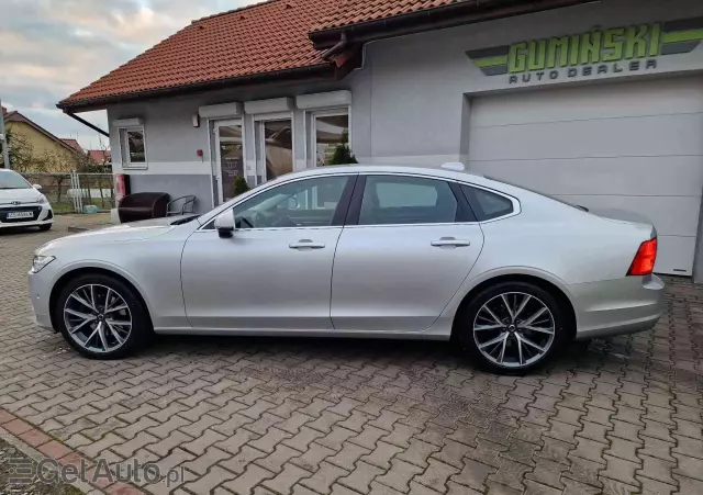 VOLVO S90 D4 Geartronic Momentum Pro