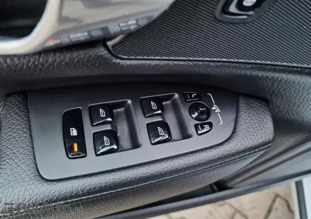 VOLVO S90 D4 Geartronic Momentum Pro