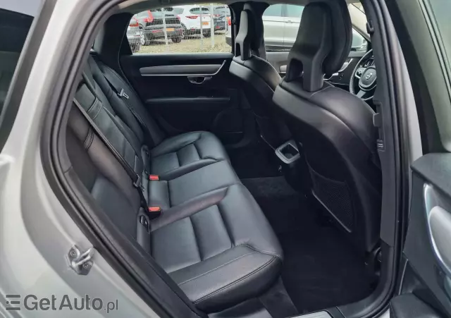 VOLVO S90 D4 Geartronic Momentum Pro
