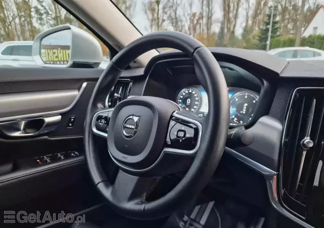 VOLVO S90 D4 Geartronic Momentum Pro