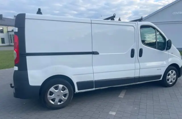 RENAULT Trafic 