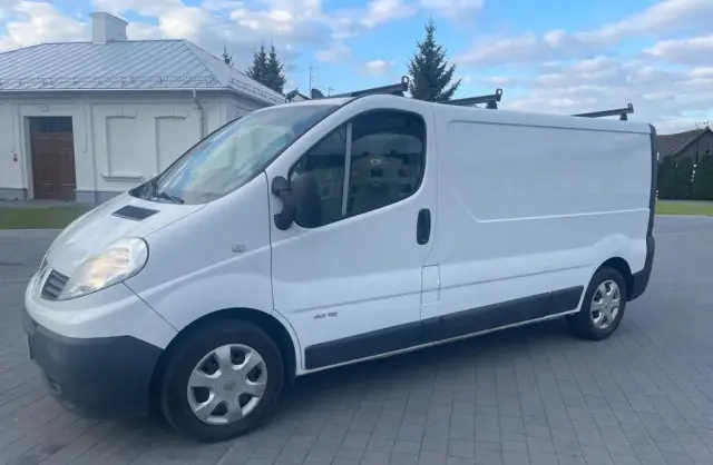 RENAULT Trafic 