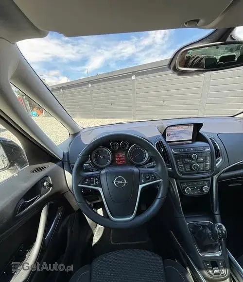 OPEL Zafira 
